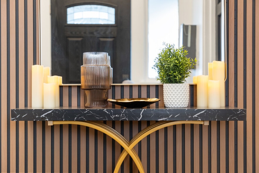 More Photos Of 1055 21st Street, San Diego Apartments For Sale