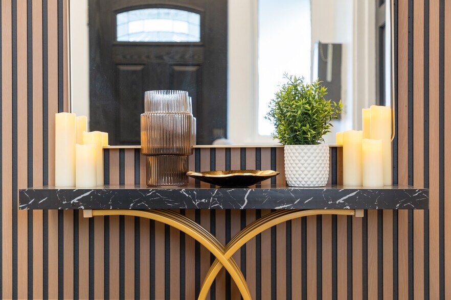 More Photos Of 1055 21st Street, San Diego Apartments For Sale