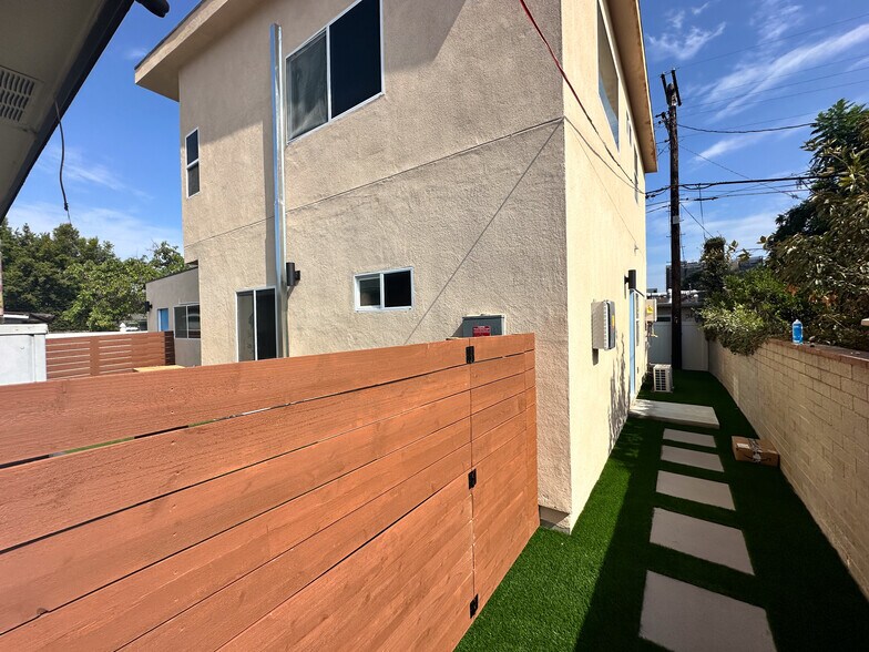 More Photos Of 6144 Pontiac St, San Diego Apartments For Sale
