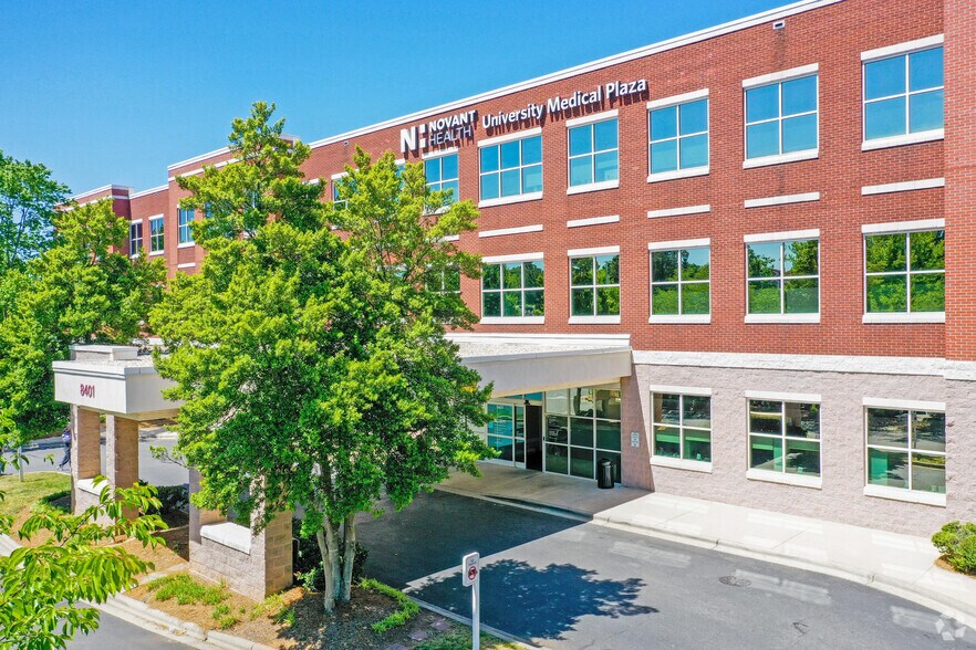 More Photos Of 8401 Medical Plaza Dr, Charlotte Medical For Lease