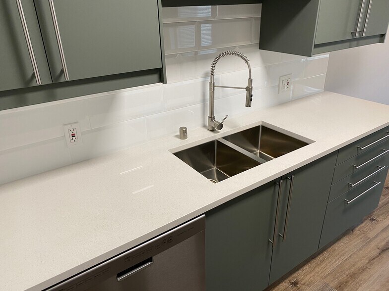 More Photos Of 1120 Logan St, Los Angeles Apartments For Sale