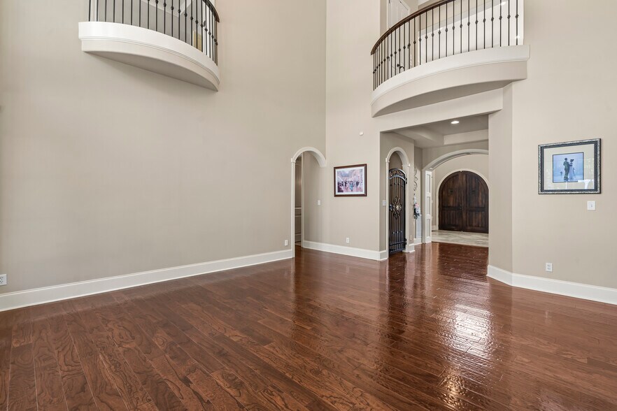 More Photos Of 220 Fincher Rd, Pauline Lodge Meeting Hall For Sale