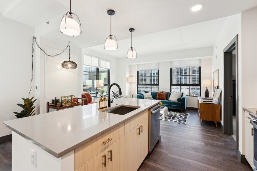 More Photos Of 435 N Broad St, Philadelphia Apartments For Lease