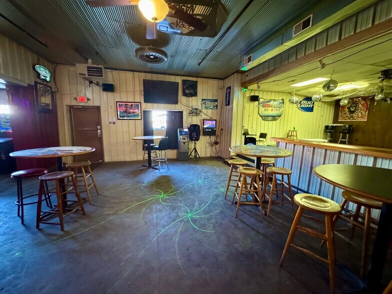 More Photos Of 503 E Main St, Medaryville Restaurant For Sale