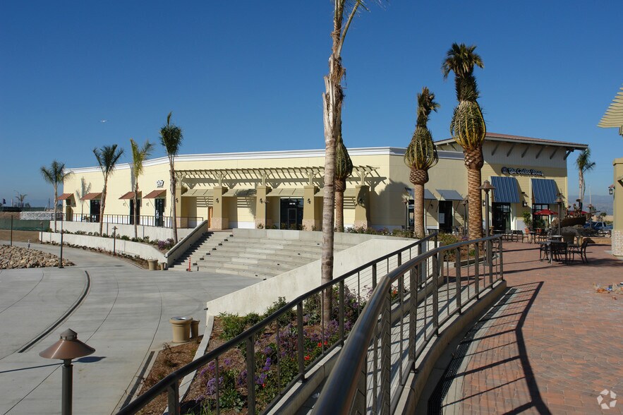 More Photos Of 1111-1191 S Victoria Ave, Oxnard General Retail For Lease