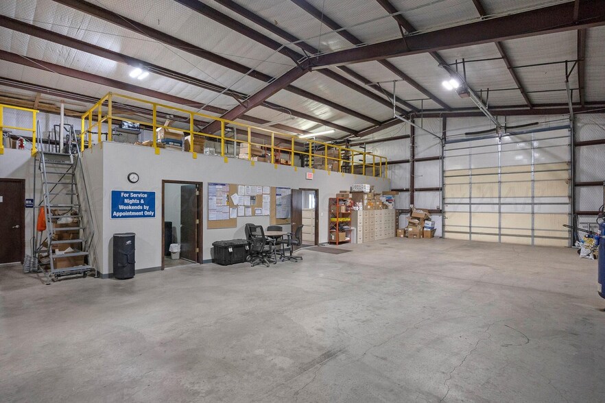 More Photos Of 4533 Canyon Dr, Amarillo Industrial For Sale