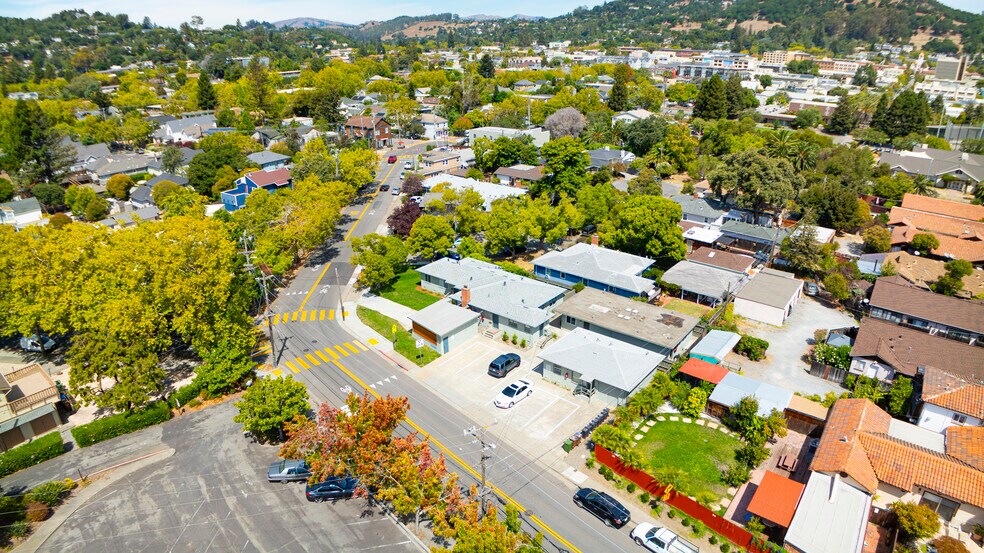 More Photos Of 390-406 Woodland Ave, San Rafael Apartments For Sale