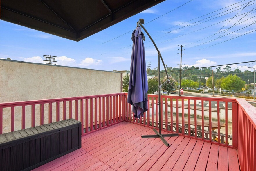 More Photos Of 1063 Colorado Blvd, Eagle Rock Medical For Sale