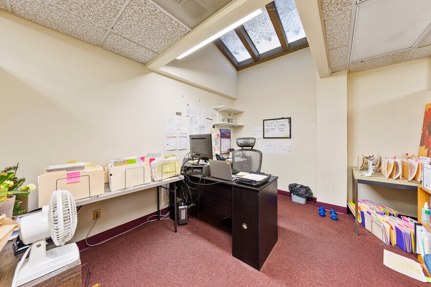 More Photos Of , Grants Pass Unknown For Sale