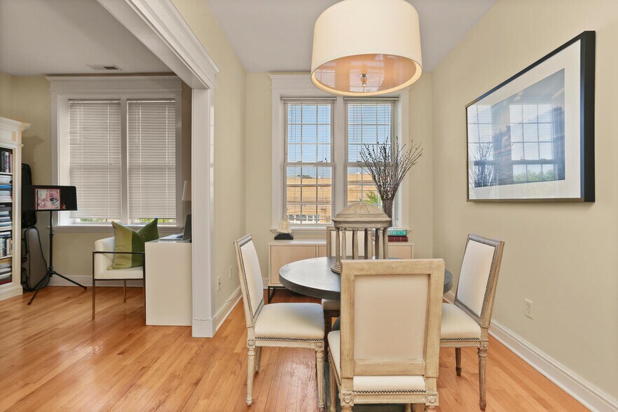 More Photos Of 345 Greenwich Ave, Greenwich Office For Sale