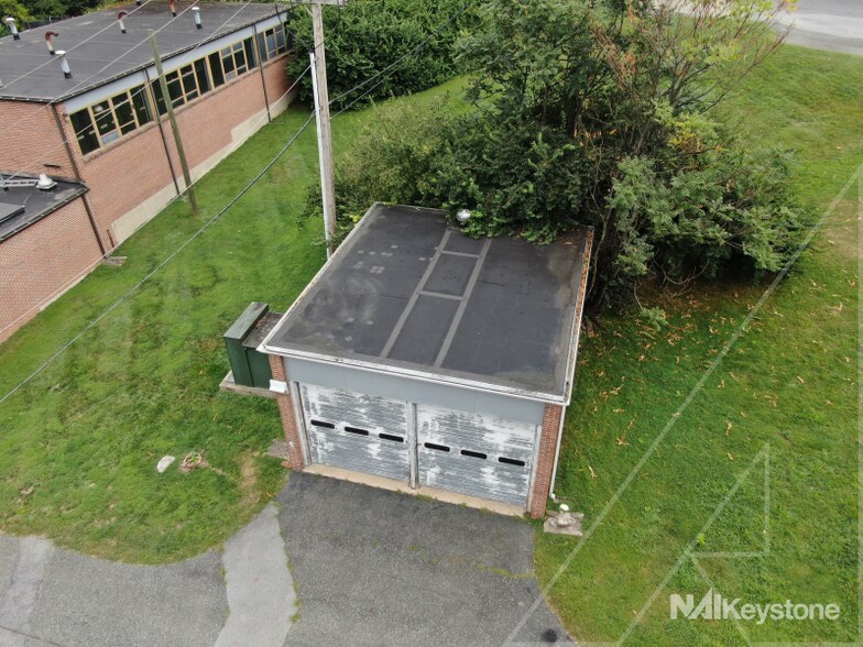 More Photos Of 615R Kenhorst Blvd, Reading Industrial For Lease