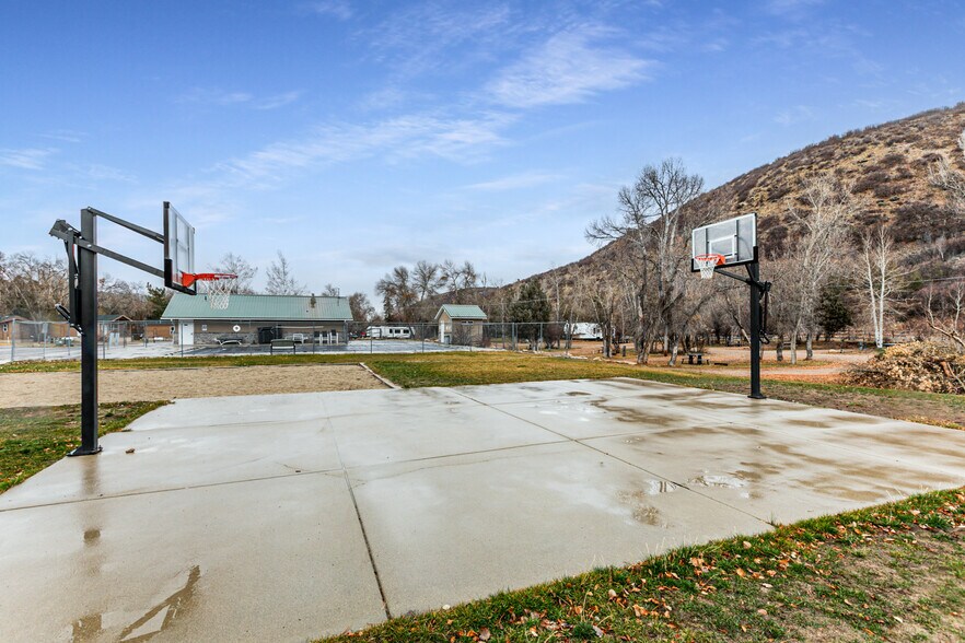 More Photos Of 5175 E Highway 35, Kamas Specialty For Sale