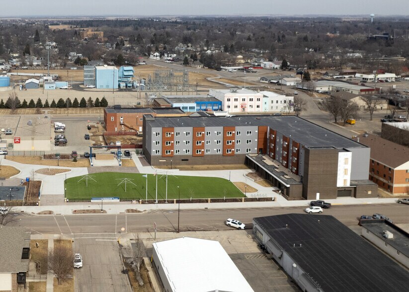 More Photos Of 315 E Kemp Ave, Watertown Apartments For Sale