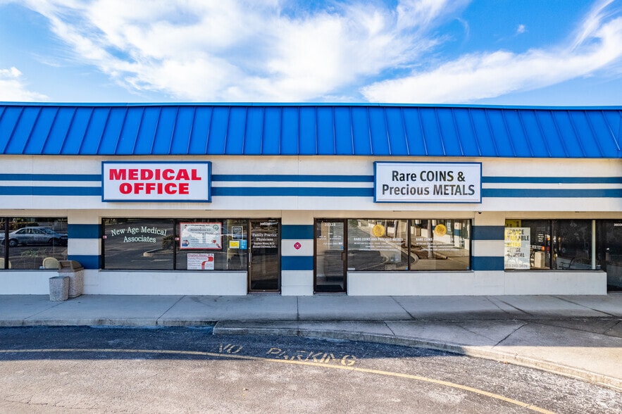 More Photos Of 39310-39348 US Highway 19, Tarpon Springs Storefront Retail Office For Lease