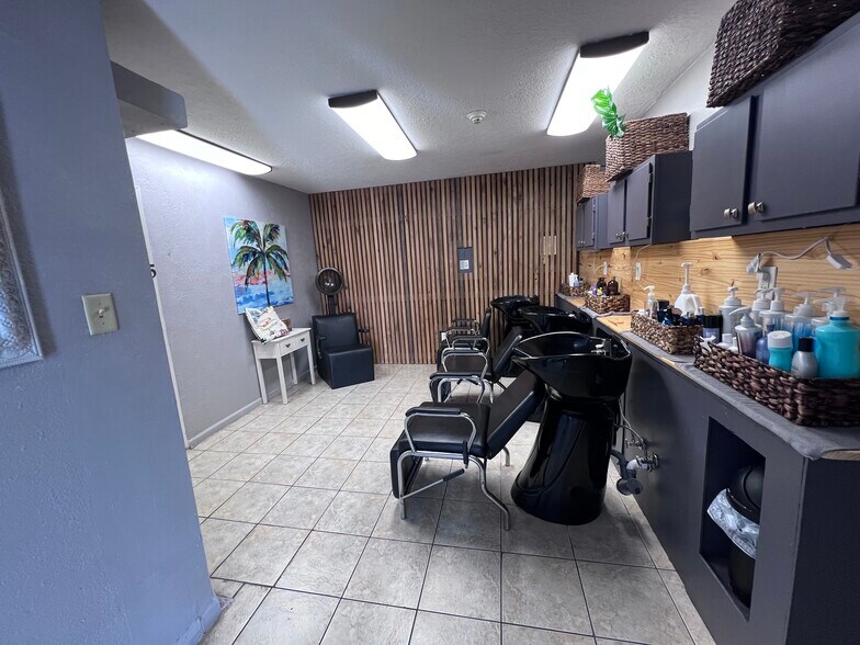 More Photos Of 7985 Phelan Blvd, Beaumont Freestanding For Sale