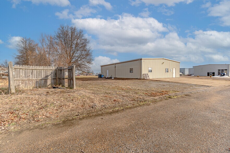 More Photos Of 3103 Prosperity Dr, Jonesboro Specialty For Sale