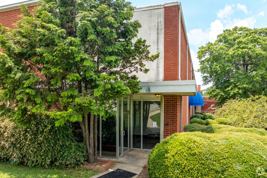 More Photos Of 335 Summit Rd, Eden Warehouse For Sale