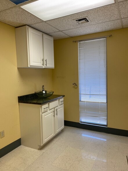 More Photos Of 7150 E Hampden Ave, Denver Loft Creative Space For Lease