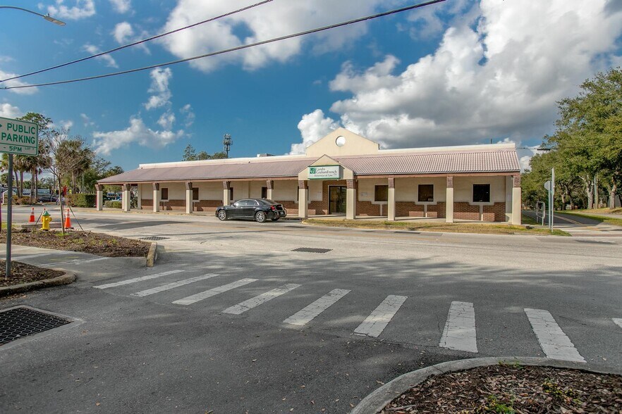 More Photos Of 145 E Rich Ave, Deland Office For Lease
