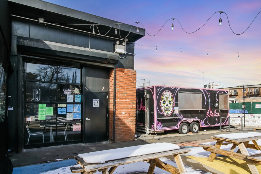 More Photos Of 740 5th Ave, Brooklyn Restaurant For Lease