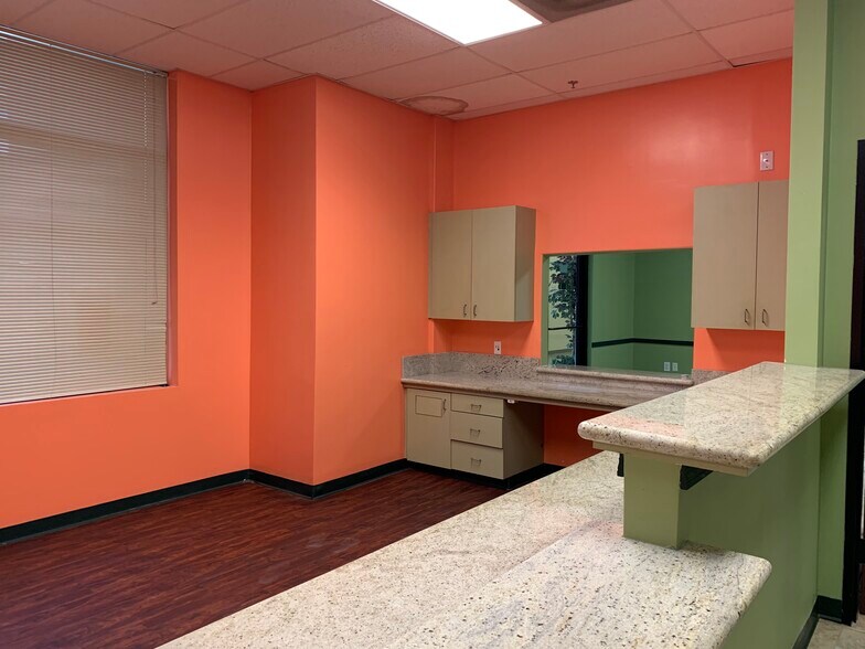 More Photos Of 13020 Dairy Ashford Rd, Sugar Land Medical For Lease