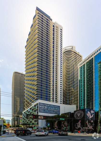 More Photos Of 86 SW 8th St, Miami Apartments For Lease