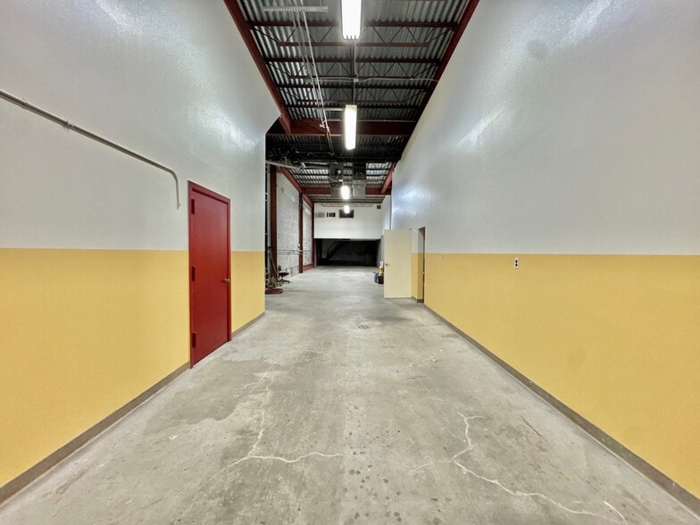 More Photos Of 858 62nd St, Brooklyn Warehouse For Sale