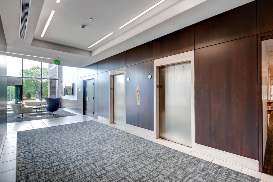 More Photos Of 141 Union Blvd, Lakewood Office For Lease