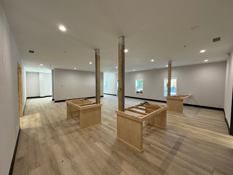 More Photos Of 61 Toto Creek Park Rd, Dawsonville Warehouse For Sale