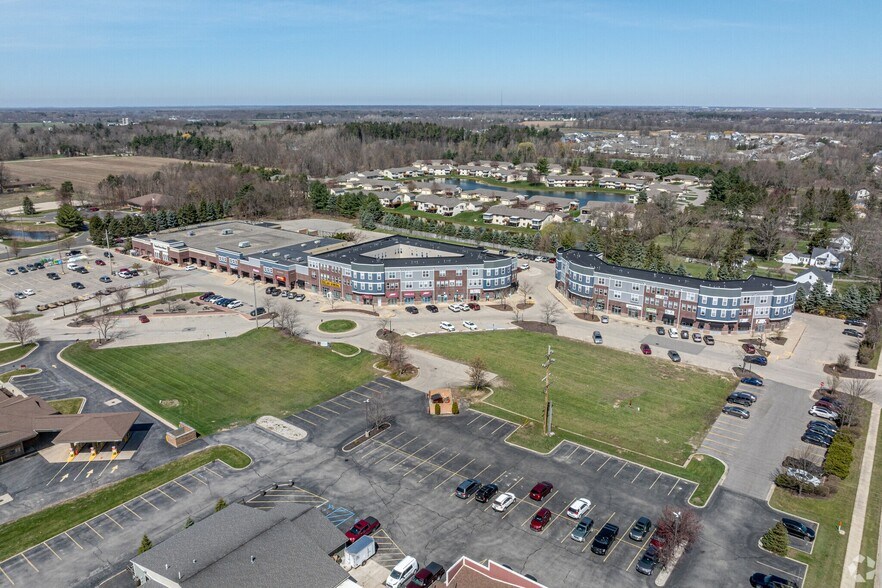 More Photos Of 6101 Lake Michigan Dr, Allendale Apartments For Lease