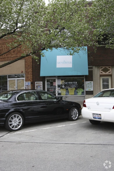 More Photos Of 532-534 Crescent Blvd, Glen Ellyn Storefront Retail Office For Sale