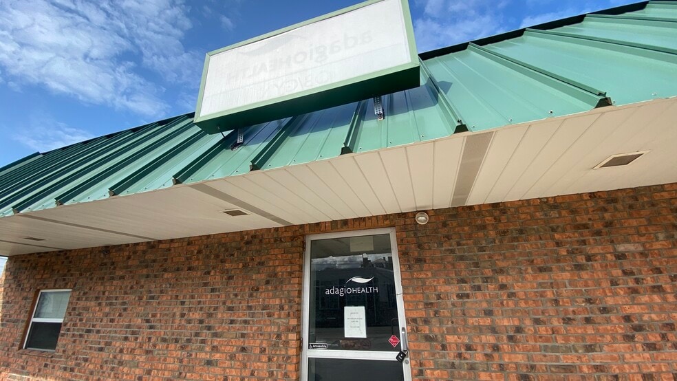 More Photos Of 105-111 W Fayette St, Uniontown Unknown For Lease