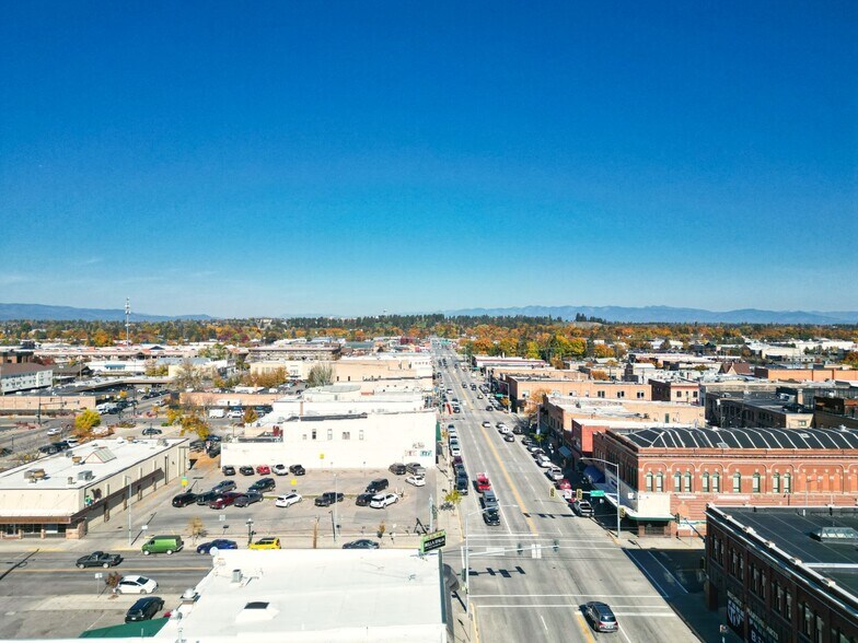 More Photos Of 302 S Main St, Kalispell Restaurant For Sale