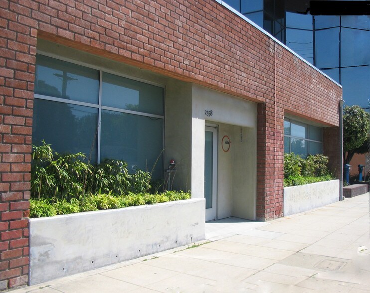 Primary Photo Of 2558 Overland Ave, Los Angeles Office For Lease