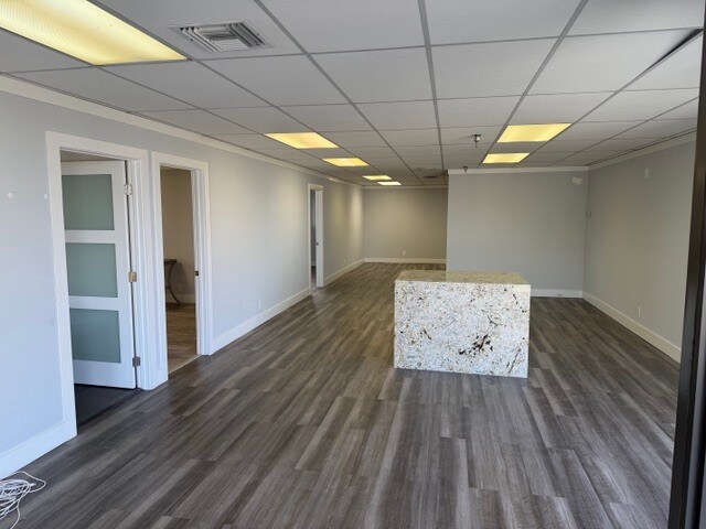 More Photos Of 1194 Old Dixie Hwy, Lake Park Light Distribution For Lease