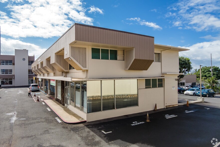 More Photos Of 97-719 Kamehameha Hwy, Pearl City Unknown For Lease