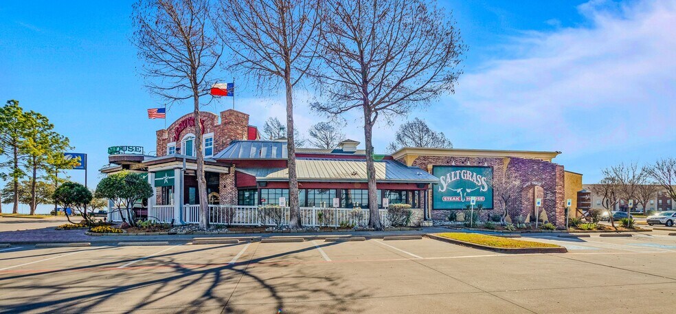Primary Photo Of 102 E State Hwy 114, Grapevine Restaurant For Sale