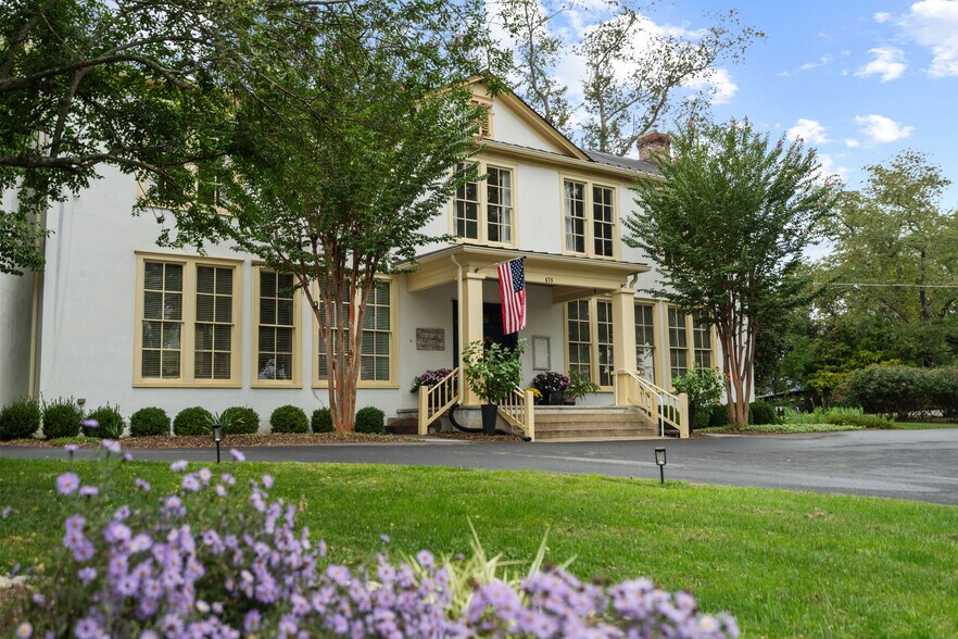 More Photos Of 675 Zachary Taylor Hwy, Flint Hill Hospitality For Sale