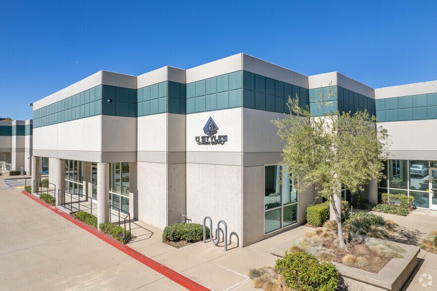 More Photos Of 10184 6th St, Rancho Cucamonga Research And Development For Lease