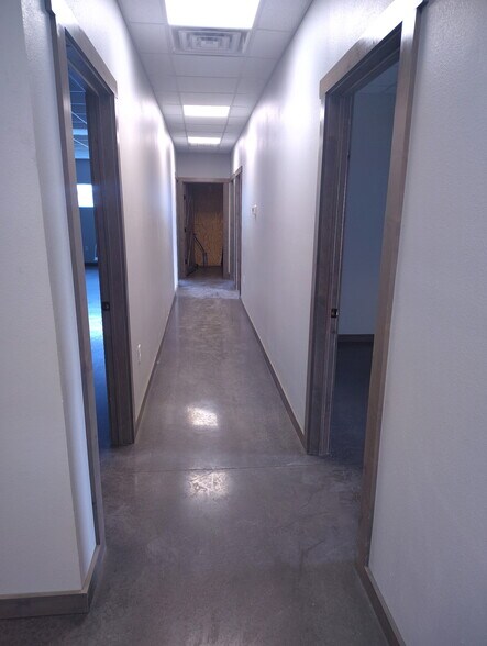 More Photos Of 155 US 285 N hwy, Pecos Warehouse For Sale