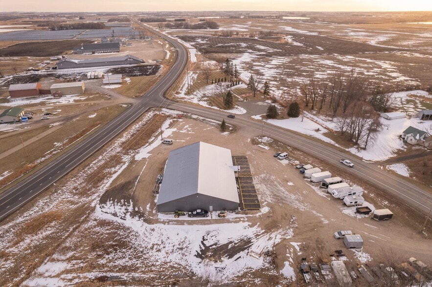 More Photos Of 815 E 1st Ave, Osakis Flex For Lease