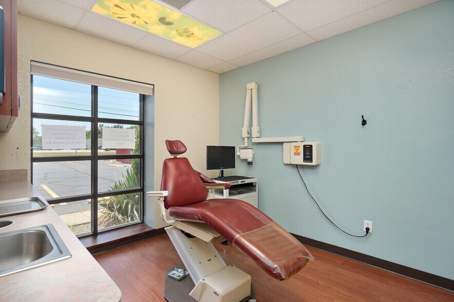 More Photos Of 560 E Mount Vernon Blvd, Mount Vernon Medical For Sale