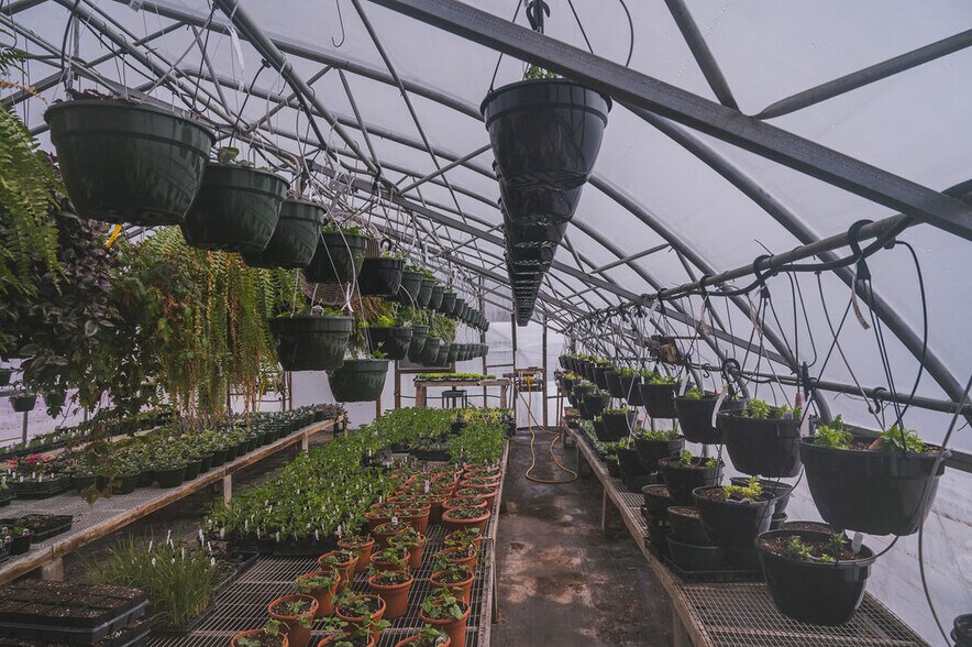 More Photos Of 2774 Oneida St, Sauquoit Specialty For Sale