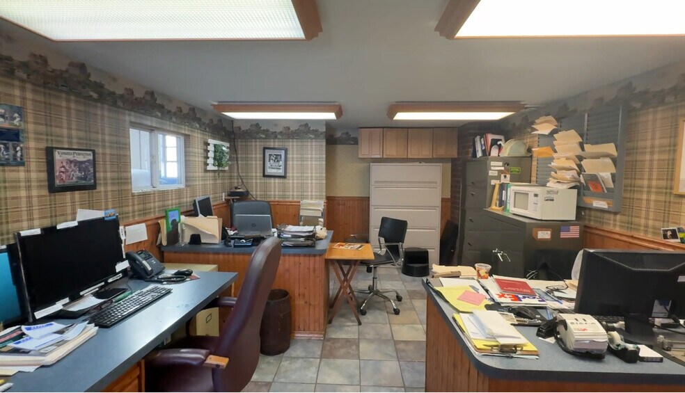 More Photos Of 132-136 S Long Beach Rd, Rockville Centre Auto Repair For Lease