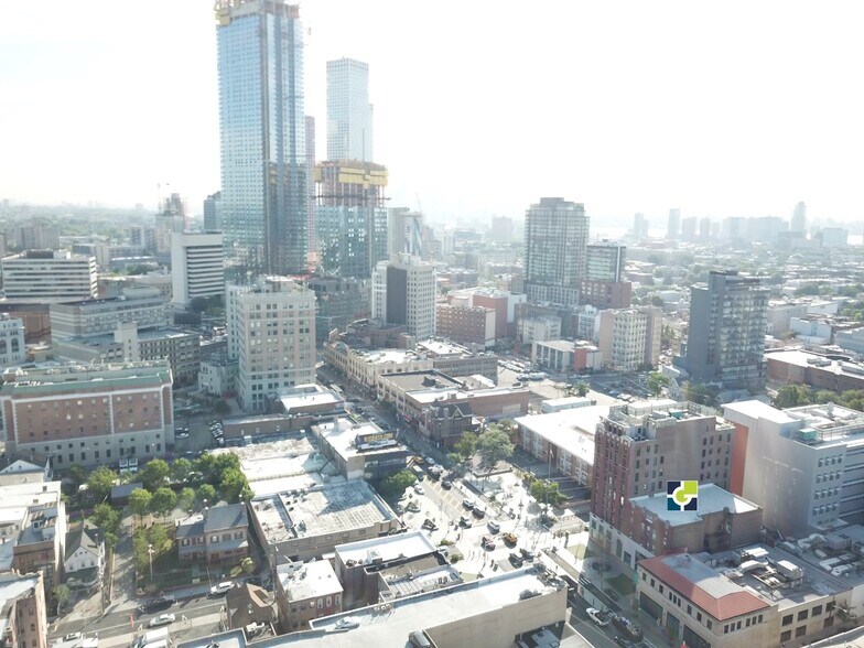 More Photos Of 872 Bergen Ave, Jersey City Apartments For Lease