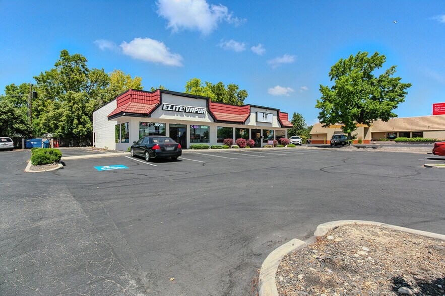 More Photos Of 6980 W Overland Rd, Boise Storefront Retail Office For Lease