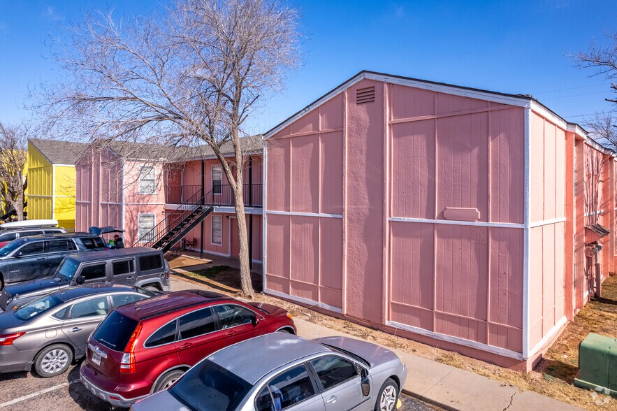 More Photos Of 222 N Dixie Blvd, Odessa Apartments For Sale
