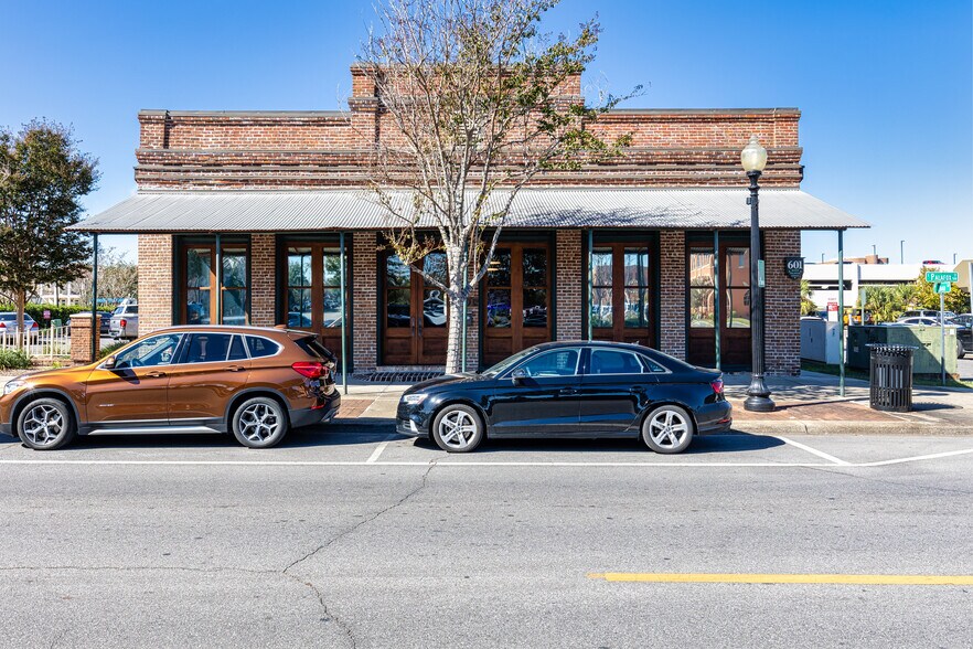 More Photos Of 601 S Palafox St, Pensacola Medical For Lease