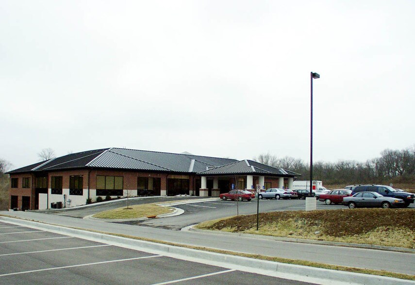 More Photos Of 500 Thomas More Pky, Crestview Hills Medical For Lease
