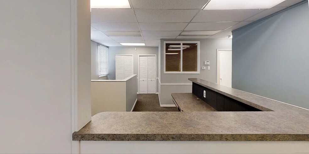 More Photos Of 1104 Rt 130, Cinnaminson Medical For Lease